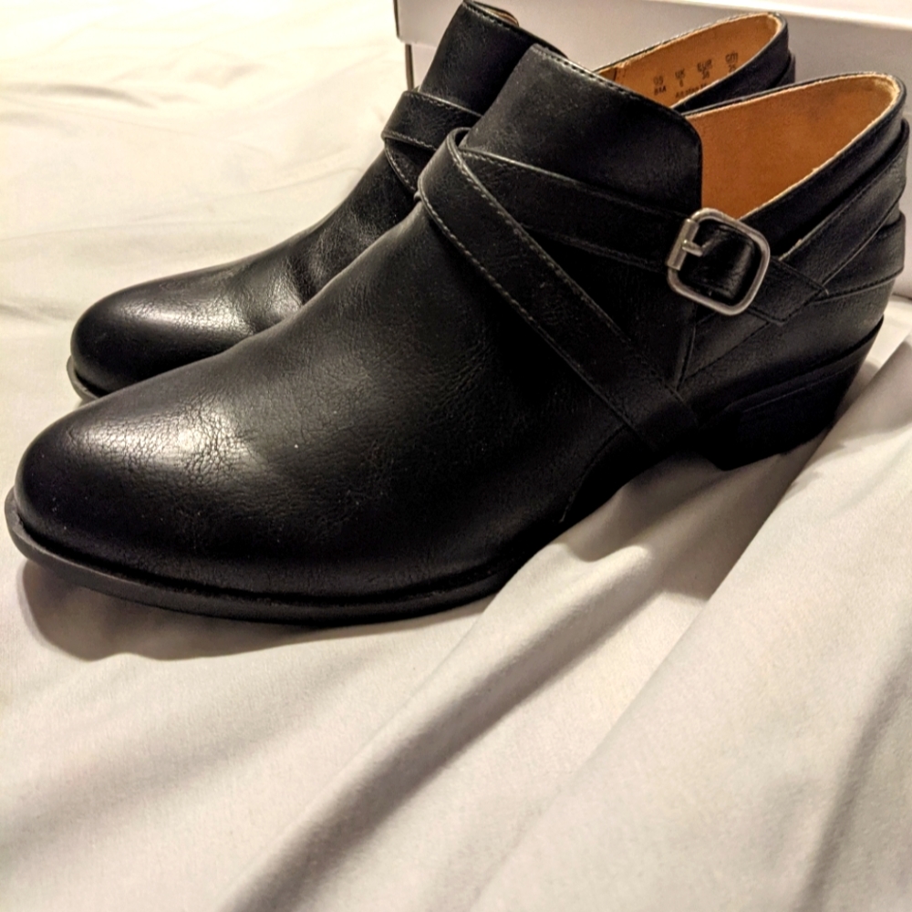 COPY - NEW Life Stride Heeled Boots